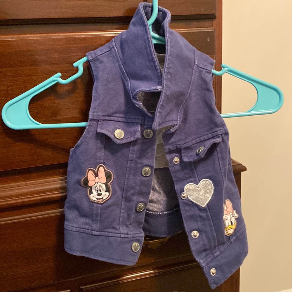 Girls sleeveless top